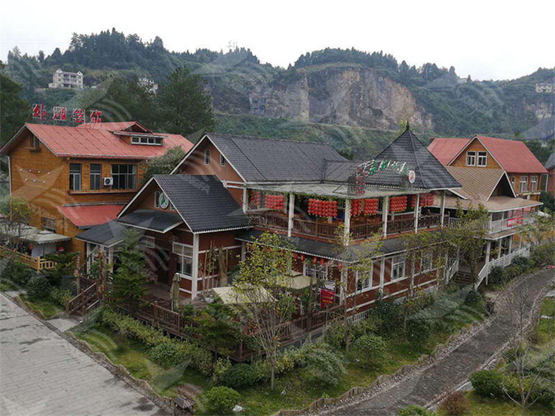 選擇烏魯木齊合成樹(shù)脂瓦，為南方屋頂雨季防水護(hù)航